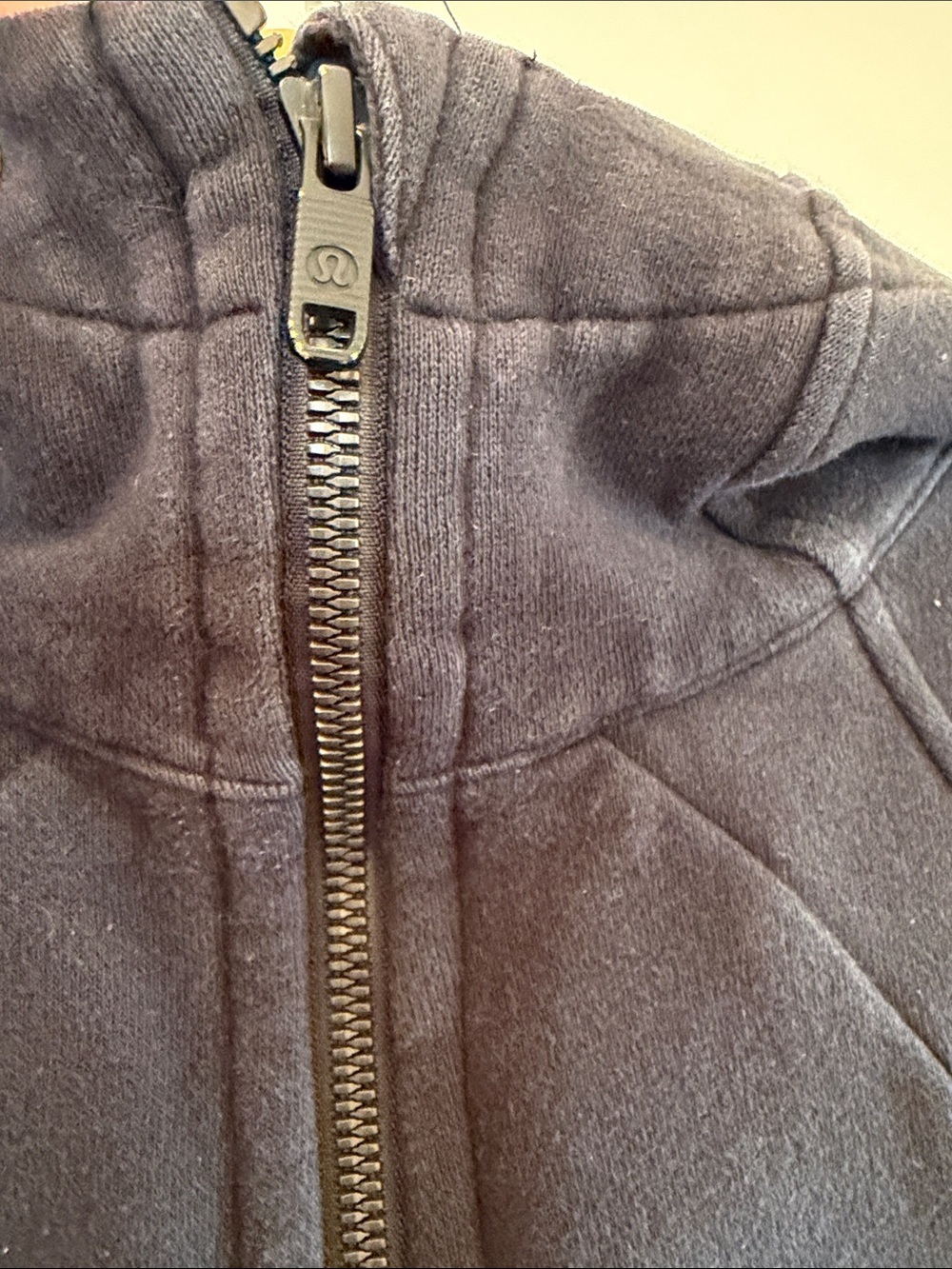lululemon athletica Scuba Hoodie Black Full-Zip Hooded Sweatshirt sz 2 - Picture 5 of 11